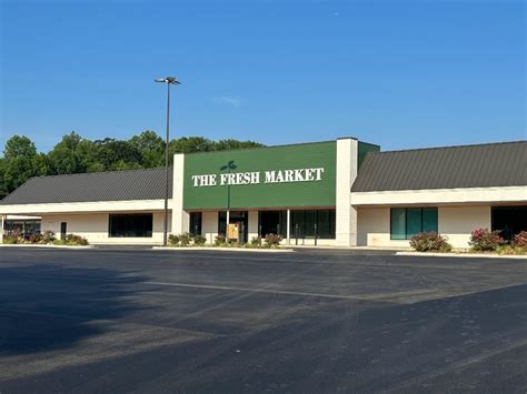 crofton shopping center stores.